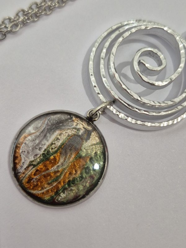 Mystique 2 | Ensemble collier et boucles   -          Livraison gratuite – Image 3