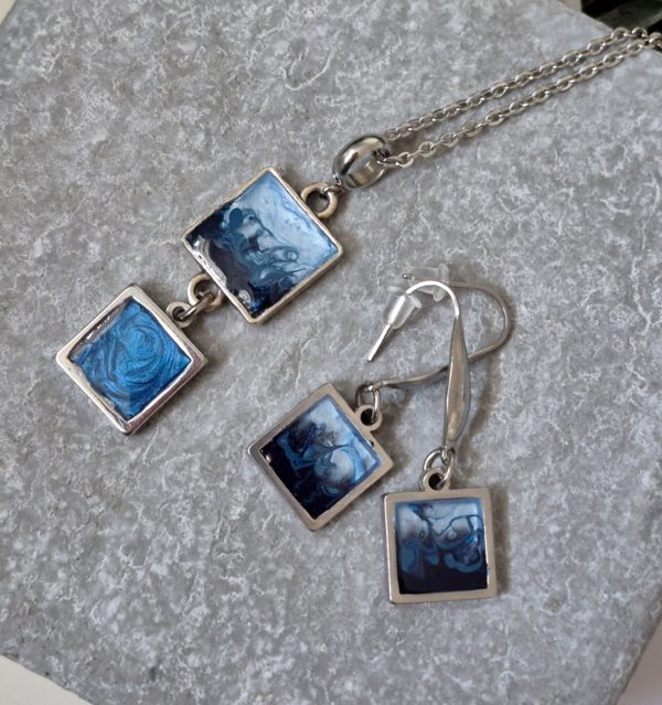 Carré Temps de bleuets | Ensemble collier et boucles       -     Livraison gratuite